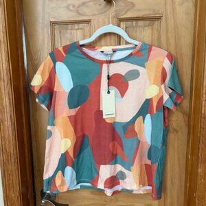 NWT Quebramar grahic print tee